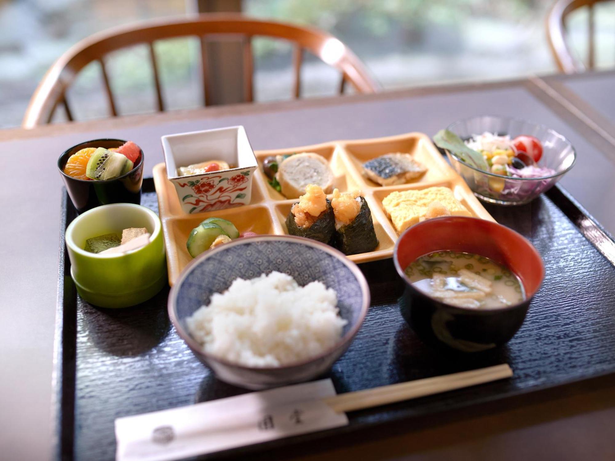 Hotel The Celestine Kyoto Gion Exterior foto A Japanese vegetarian meal